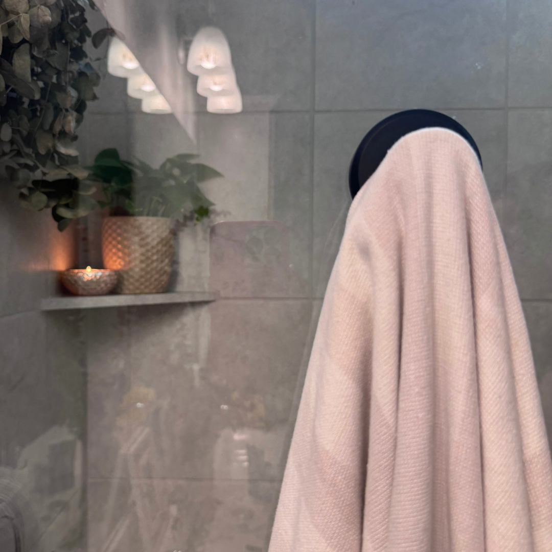 Ultrahäftande sugkrok, omplaceringbar efter behov