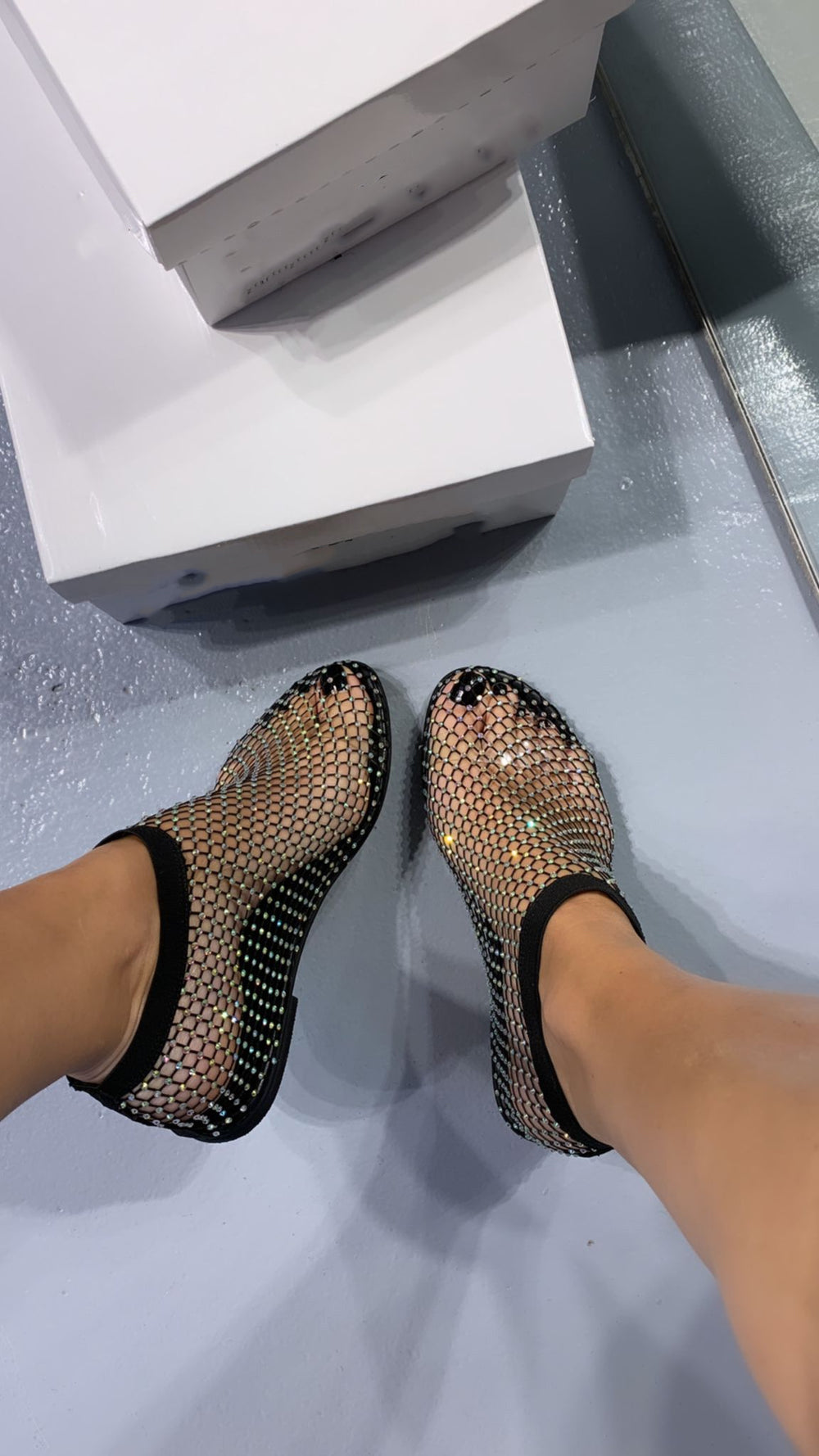 Trendy shiny sandals